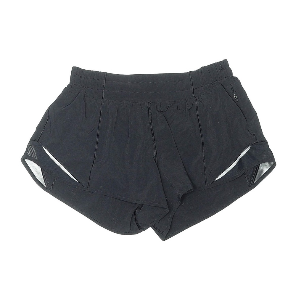 Lululemon hotty hot shorts 2.5”